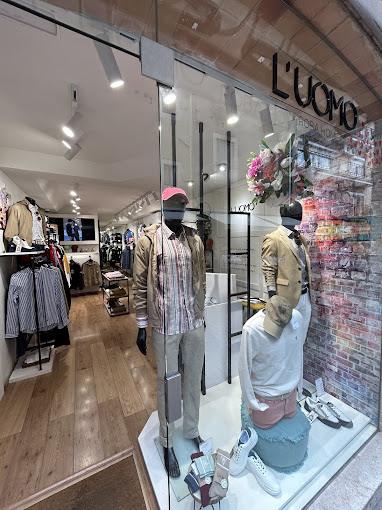 IMATGE BOTIGA APARADOR